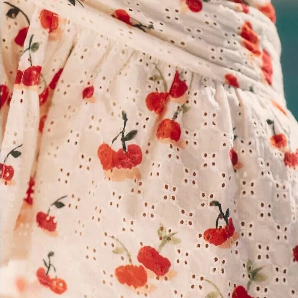 Summer cherry pattern Farm Rio wrap skirt. - Picture 3 of 3